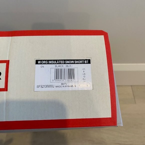 Hunter Women's Insulated Winter Boots - Picture 6 of 6